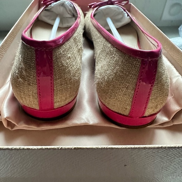 Prada flat - Picture 3 of 5